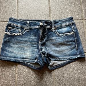 Sound girl shorts- size 7